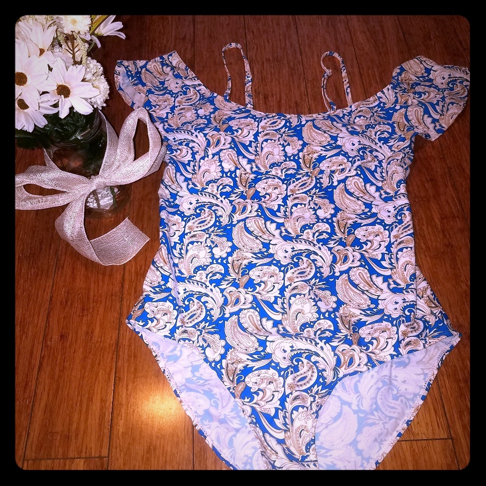Off the shoulder Swimsuit